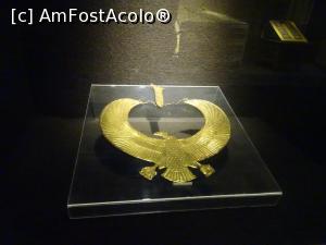[P16] King Tut Museum –colier de aut » foto by nicole33
 - 
<span class="allrVoted glyphicon glyphicon-heart hidden" id="av1208531"></span>
<a class="m-l-10 hidden" id="sv1208531" onclick="voting_Foto_DelVot(,1208531,16440)" role="button">șterge vot <span class="glyphicon glyphicon-remove"></span></a>
<a id="v91208531" class=" c-red"  onclick="voting_Foto_SetVot(1208531)" role="button"><span class="glyphicon glyphicon-heart-empty"></span> <b>LIKE</b> = Votează poza</a> <img class="hidden"  id="f1208531W9" src="/imagini/loader.gif" border="0" /><span class="AjErrMes hidden" id="e1208531ErM"></span>