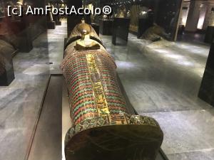 [P47] King Tut Museum – sarcofag » foto by nicole33
 - 
<span class="allrVoted glyphicon glyphicon-heart hidden" id="av1208562"></span>
<a class="m-l-10 hidden" id="sv1208562" onclick="voting_Foto_DelVot(,1208562,16440)" role="button">șterge vot <span class="glyphicon glyphicon-remove"></span></a>
<a id="v91208562" class=" c-red"  onclick="voting_Foto_SetVot(1208562)" role="button"><span class="glyphicon glyphicon-heart-empty"></span> <b>LIKE</b> = Votează poza</a> <img class="hidden"  id="f1208562W9" src="/imagini/loader.gif" border="0" /><span class="AjErrMes hidden" id="e1208562ErM"></span>