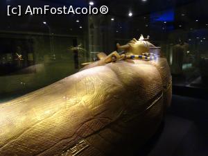 [P50] King Tut Museum – sarcofag » foto by nicole33
 - 
<span class="allrVoted glyphicon glyphicon-heart hidden" id="av1208565"></span>
<a class="m-l-10 hidden" id="sv1208565" onclick="voting_Foto_DelVot(,1208565,16440)" role="button">șterge vot <span class="glyphicon glyphicon-remove"></span></a>
<a id="v91208565" class=" c-red"  onclick="voting_Foto_SetVot(1208565)" role="button"><span class="glyphicon glyphicon-heart-empty"></span> <b>LIKE</b> = Votează poza</a> <img class="hidden"  id="f1208565W9" src="/imagini/loader.gif" border="0" /><span class="AjErrMes hidden" id="e1208565ErM"></span>