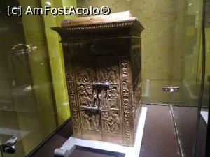 [P55] King Tut Museum » foto by nicole33
 - 
<span class="allrVoted glyphicon glyphicon-heart hidden" id="av1208570"></span>
<a class="m-l-10 hidden" id="sv1208570" onclick="voting_Foto_DelVot(,1208570,16440)" role="button">șterge vot <span class="glyphicon glyphicon-remove"></span></a>
<a id="v91208570" class=" c-red"  onclick="voting_Foto_SetVot(1208570)" role="button"><span class="glyphicon glyphicon-heart-empty"></span> <b>LIKE</b> = Votează poza</a> <img class="hidden"  id="f1208570W9" src="/imagini/loader.gif" border="0" /><span class="AjErrMes hidden" id="e1208570ErM"></span>