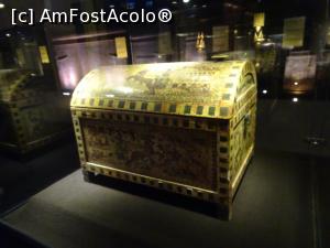 [P56] King Tut Museum » foto by nicole33
 - 
<span class="allrVoted glyphicon glyphicon-heart hidden" id="av1208571"></span>
<a class="m-l-10 hidden" id="sv1208571" onclick="voting_Foto_DelVot(,1208571,16440)" role="button">șterge vot <span class="glyphicon glyphicon-remove"></span></a>
<a id="v91208571" class=" c-red"  onclick="voting_Foto_SetVot(1208571)" role="button"><span class="glyphicon glyphicon-heart-empty"></span> <b>LIKE</b> = Votează poza</a> <img class="hidden"  id="f1208571W9" src="/imagini/loader.gif" border="0" /><span class="AjErrMes hidden" id="e1208571ErM"></span>