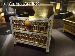 [P60] King Tut Museum » foto by nicole33
 - 
<span class="allrVoted glyphicon glyphicon-heart hidden" id="av1208575"></span>
<a class="m-l-10 hidden" id="sv1208575" onclick="voting_Foto_DelVot(,1208575,16440)" role="button">șterge vot <span class="glyphicon glyphicon-remove"></span></a>
<a id="v91208575" class=" c-red"  onclick="voting_Foto_SetVot(1208575)" role="button"><span class="glyphicon glyphicon-heart-empty"></span> <b>LIKE</b> = Votează poza</a> <img class="hidden"  id="f1208575W9" src="/imagini/loader.gif" border="0" /><span class="AjErrMes hidden" id="e1208575ErM"></span>
