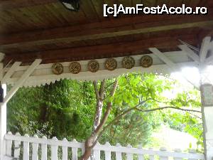 [P24] detalii din refugiul haiducilor - foișorul rustic din livadă.  » foto by izabiza
 - 
<span class="allrVoted glyphicon glyphicon-heart hidden" id="av676667"></span>
<a class="m-l-10 hidden" id="sv676667" onclick="voting_Foto_DelVot(,676667,16464)" role="button">șterge vot <span class="glyphicon glyphicon-remove"></span></a>
<a id="v9676667" class=" c-red"  onclick="voting_Foto_SetVot(676667)" role="button"><span class="glyphicon glyphicon-heart-empty"></span> <b>LIKE</b> = Votează poza</a> <img class="hidden"  id="f676667W9" src="/imagini/loader.gif" border="0" /><span class="AjErrMes hidden" id="e676667ErM"></span>