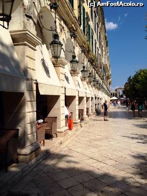 [P13] Strada pietonala in Corfu town.  » foto by Coniss
 - 
<span class="allrVoted glyphicon glyphicon-heart hidden" id="av556185"></span>
<a class="m-l-10 hidden" id="sv556185" onclick="voting_Foto_DelVot(,556185,16476)" role="button">șterge vot <span class="glyphicon glyphicon-remove"></span></a>
<a id="v9556185" class=" c-red"  onclick="voting_Foto_SetVot(556185)" role="button"><span class="glyphicon glyphicon-heart-empty"></span> <b>LIKE</b> = Votează poza</a> <img class="hidden"  id="f556185W9" src="/imagini/loader.gif" border="0" /><span class="AjErrMes hidden" id="e556185ErM"></span>