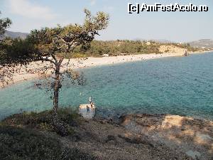 [P06] Plaja Trypiti-plaja vazuta de pe coasta nordica- la distanta Limenaria » foto by luciaoradea
 - 
<span class="allrVoted glyphicon glyphicon-heart hidden" id="av534540"></span>
<a class="m-l-10 hidden" id="sv534540" onclick="voting_Foto_DelVot(,534540,16494)" role="button">șterge vot <span class="glyphicon glyphicon-remove"></span></a>
<a id="v9534540" class=" c-red"  onclick="voting_Foto_SetVot(534540)" role="button"><span class="glyphicon glyphicon-heart-empty"></span> <b>LIKE</b> = Votează poza</a> <img class="hidden"  id="f534540W9" src="/imagini/loader.gif" border="0" /><span class="AjErrMes hidden" id="e534540ErM"></span>