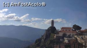 [P55] Turnul ce Ceas din Arachova si Muzeul de Arheologie din fata sa (foto din autocar). » foto by ovidiuyepi
 - 
<span class="allrVoted glyphicon glyphicon-heart hidden" id="av1313232"></span>
<a class="m-l-10 hidden" id="sv1313232" onclick="voting_Foto_DelVot(,1313232,16497)" role="button">șterge vot <span class="glyphicon glyphicon-remove"></span></a>
<a id="v91313232" class=" c-red"  onclick="voting_Foto_SetVot(1313232)" role="button"><span class="glyphicon glyphicon-heart-empty"></span> <b>LIKE</b> = Votează poza</a> <img class="hidden"  id="f1313232W9" src="/imagini/loader.gif" border="0" /><span class="AjErrMes hidden" id="e1313232ErM"></span>