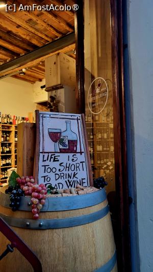[P25] Viața este prea scurtă să bei vin prost! :)) » foto by k-lator
 - 
<span class="allrVoted glyphicon glyphicon-heart hidden" id="av1401922"></span>
<a class="m-l-10 hidden" id="sv1401922" onclick="voting_Foto_DelVot(,1401922,16529)" role="button">șterge vot <span class="glyphicon glyphicon-remove"></span></a>
<a id="v91401922" class=" c-red"  onclick="voting_Foto_SetVot(1401922)" role="button"><span class="glyphicon glyphicon-heart-empty"></span> <b>LIKE</b> = Votează poza</a> <img class="hidden"  id="f1401922W9" src="/imagini/loader.gif" border="0" /><span class="AjErrMes hidden" id="e1401922ErM"></span>