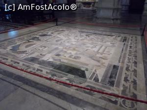[P16] Lucca- oraș în Toscana. Biserica San Martino. Mozaic de paviment cu intarsii de marmoră. » foto by mihaelavoicu
 - 
<span class="allrVoted glyphicon glyphicon-heart hidden" id="av1228378"></span>
<a class="m-l-10 hidden" id="sv1228378" onclick="voting_Foto_DelVot(,1228378,16529)" role="button">șterge vot <span class="glyphicon glyphicon-remove"></span></a>
<a id="v91228378" class=" c-red"  onclick="voting_Foto_SetVot(1228378)" role="button"><span class="glyphicon glyphicon-heart-empty"></span> <b>LIKE</b> = Votează poza</a> <img class="hidden"  id="f1228378W9" src="/imagini/loader.gif" border="0" /><span class="AjErrMes hidden" id="e1228378ErM"></span>