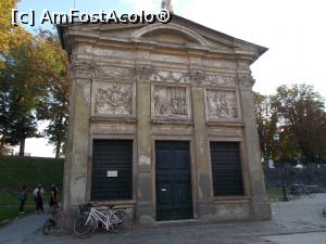 [P18] Lucca Cappella santa Cecilia. » foto by mihaelavoicu
 - 
<span class="allrVoted glyphicon glyphicon-heart hidden" id="av1231324"></span>
<a class="m-l-10 hidden" id="sv1231324" onclick="voting_Foto_DelVot(,1231324,16529)" role="button">șterge vot <span class="glyphicon glyphicon-remove"></span></a>
<a id="v91231324" class=" c-red"  onclick="voting_Foto_SetVot(1231324)" role="button"><span class="glyphicon glyphicon-heart-empty"></span> <b>LIKE</b> = Votează poza</a> <img class="hidden"  id="f1231324W9" src="/imagini/loader.gif" border="0" /><span class="AjErrMes hidden" id="e1231324ErM"></span>