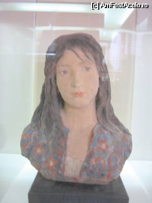 [P50] Bust de porţelan, sec XX » foto by Michi
 - 
<span class="allrVoted glyphicon glyphicon-heart hidden" id="av516445"></span>
<a class="m-l-10 hidden" id="sv516445" onclick="voting_Foto_DelVot(,516445,16595)" role="button">șterge vot <span class="glyphicon glyphicon-remove"></span></a>
<a id="v9516445" class=" c-red"  onclick="voting_Foto_SetVot(516445)" role="button"><span class="glyphicon glyphicon-heart-empty"></span> <b>LIKE</b> = Votează poza</a> <img class="hidden"  id="f516445W9" src="/imagini/loader.gif" border="0" /><span class="AjErrMes hidden" id="e516445ErM"></span>