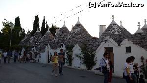 [P09] Alberobello » foto by mh_iulia
 - 
<span class="allrVoted glyphicon glyphicon-heart hidden" id="av518866"></span>
<a class="m-l-10 hidden" id="sv518866" onclick="voting_Foto_DelVot(,518866,16616)" role="button">șterge vot <span class="glyphicon glyphicon-remove"></span></a>
<a id="v9518866" class=" c-red"  onclick="voting_Foto_SetVot(518866)" role="button"><span class="glyphicon glyphicon-heart-empty"></span> <b>LIKE</b> = Votează poza</a> <img class="hidden"  id="f518866W9" src="/imagini/loader.gif" border="0" /><span class="AjErrMes hidden" id="e518866ErM"></span>