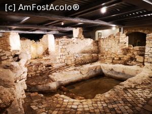 [P07] Bari; situl arheologic de sub Catedrală » foto by crismis
 - 
<span class="allrVoted glyphicon glyphicon-heart hidden" id="av1278924"></span>
<a class="m-l-10 hidden" id="sv1278924" onclick="voting_Foto_DelVot(,1278924,16616)" role="button">șterge vot <span class="glyphicon glyphicon-remove"></span></a>
<a id="v91278924" class=" c-red"  onclick="voting_Foto_SetVot(1278924)" role="button"><span class="glyphicon glyphicon-heart-empty"></span> <b>LIKE</b> = Votează poza</a> <img class="hidden"  id="f1278924W9" src="/imagini/loader.gif" border="0" /><span class="AjErrMes hidden" id="e1278924ErM"></span>