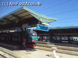 [P12] Asa arata peroanele din Stazione Centrale.  » foto by Carmen Ion
 - 
<span class="allrVoted glyphicon glyphicon-heart hidden" id="av752902"></span>
<a class="m-l-10 hidden" id="sv752902" onclick="voting_Foto_DelVot(,752902,16616)" role="button">șterge vot <span class="glyphicon glyphicon-remove"></span></a>
<a id="v9752902" class=" c-red"  onclick="voting_Foto_SetVot(752902)" role="button"><span class="glyphicon glyphicon-heart-empty"></span> <b>LIKE</b> = Votează poza</a> <img class="hidden"  id="f752902W9" src="/imagini/loader.gif" border="0" /><span class="AjErrMes hidden" id="e752902ErM"></span>