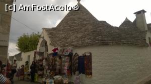 [P08] Alberobello » foto by tasse
 - 
<span class="allrVoted glyphicon glyphicon-heart hidden" id="av918153"></span>
<a class="m-l-10 hidden" id="sv918153" onclick="voting_Foto_DelVot(,918153,16616)" role="button">șterge vot <span class="glyphicon glyphicon-remove"></span></a>
<a id="v9918153" class=" c-red"  onclick="voting_Foto_SetVot(918153)" role="button"><span class="glyphicon glyphicon-heart-empty"></span> <b>LIKE</b> = Votează poza</a> <img class="hidden"  id="f918153W9" src="/imagini/loader.gif" border="0" /><span class="AjErrMes hidden" id="e918153ErM"></span>