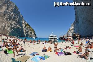 [P04] Plaja Navagio » foto by Muffin2009*
 - 
<span class="allrVoted glyphicon glyphicon-heart hidden" id="av412224"></span>
<a class="m-l-10 hidden" id="sv412224" onclick="voting_Foto_DelVot(,412224,16617)" role="button">șterge vot <span class="glyphicon glyphicon-remove"></span></a>
<a id="v9412224" class=" c-red"  onclick="voting_Foto_SetVot(412224)" role="button"><span class="glyphicon glyphicon-heart-empty"></span> <b>LIKE</b> = Votează poza</a> <img class="hidden"  id="f412224W9" src="/imagini/loader.gif" border="0" /><span class="AjErrMes hidden" id="e412224ErM"></span>