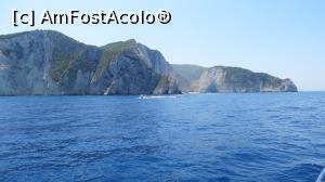 [P14] In departare se intrezareste Plaja Navagio » foto by _Traveller
 - 
<span class="allrVoted glyphicon glyphicon-heart hidden" id="av768059"></span>
<a class="m-l-10 hidden" id="sv768059" onclick="voting_Foto_DelVot(,768059,16617)" role="button">șterge vot <span class="glyphicon glyphicon-remove"></span></a>
<a id="v9768059" class=" c-red"  onclick="voting_Foto_SetVot(768059)" role="button"><span class="glyphicon glyphicon-heart-empty"></span> <b>LIKE</b> = Votează poza</a> <img class="hidden"  id="f768059W9" src="/imagini/loader.gif" border="0" /><span class="AjErrMes hidden" id="e768059ErM"></span>