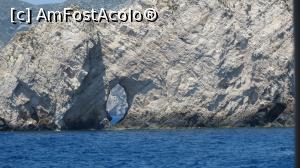 [P26] Capodopere sculptate de Marea Ionica in stanca » foto by _Traveller
 - 
<span class="allrVoted glyphicon glyphicon-heart hidden" id="av768071"></span>
<a class="m-l-10 hidden" id="sv768071" onclick="voting_Foto_DelVot(,768071,16617)" role="button">șterge vot <span class="glyphicon glyphicon-remove"></span></a>
<a id="v9768071" class=" c-red"  onclick="voting_Foto_SetVot(768071)" role="button"><span class="glyphicon glyphicon-heart-empty"></span> <b>LIKE</b> = Votează poza</a> <img class="hidden"  id="f768071W9" src="/imagini/loader.gif" border="0" /><span class="AjErrMes hidden" id="e768071ErM"></span>