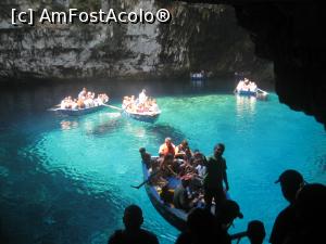 [P10] Lacul Melissani » foto by dorgo
 - 
<span class="allrVoted glyphicon glyphicon-heart hidden" id="av1045912"></span>
<a class="m-l-10 hidden" id="sv1045912" onclick="voting_Foto_DelVot(,1045912,16617)" role="button">șterge vot <span class="glyphicon glyphicon-remove"></span></a>
<a id="v91045912" class=" c-red"  onclick="voting_Foto_SetVot(1045912)" role="button"><span class="glyphicon glyphicon-heart-empty"></span> <b>LIKE</b> = Votează poza</a> <img class="hidden"  id="f1045912W9" src="/imagini/loader.gif" border="0" /><span class="AjErrMes hidden" id="e1045912ErM"></span>