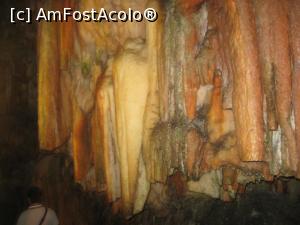 [P07] Pestera Drogarati-stalactite gigantice » foto by dorgo
 - 
<span class="allrVoted glyphicon glyphicon-heart hidden" id="av1045909"></span>
<a class="m-l-10 hidden" id="sv1045909" onclick="voting_Foto_DelVot(,1045909,16617)" role="button">șterge vot <span class="glyphicon glyphicon-remove"></span></a>
<a id="v91045909" class=" c-red"  onclick="voting_Foto_SetVot(1045909)" role="button"><span class="glyphicon glyphicon-heart-empty"></span> <b>LIKE</b> = Votează poza</a> <img class="hidden"  id="f1045909W9" src="/imagini/loader.gif" border="0" /><span class="AjErrMes hidden" id="e1045909ErM"></span>