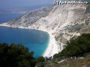 [P50] Superba plaja Myrtos » foto by irinad
 - 
<span class="allrVoted glyphicon glyphicon-heart hidden" id="av603283"></span>
<a class="m-l-10 hidden" id="sv603283" onclick="voting_Foto_DelVot(,603283,16617)" role="button">șterge vot <span class="glyphicon glyphicon-remove"></span></a>
<a id="v9603283" class=" c-red"  onclick="voting_Foto_SetVot(603283)" role="button"><span class="glyphicon glyphicon-heart-empty"></span> <b>LIKE</b> = Votează poza</a> <img class="hidden"  id="f603283W9" src="/imagini/loader.gif" border="0" /><span class="AjErrMes hidden" id="e603283ErM"></span>