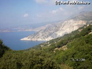 [P52] Dupa ce am plecat de la plaja Myrtos asemenea peisaje ne-au incantat » foto by irinad
 - 
<span class="allrVoted glyphicon glyphicon-heart hidden" id="av603285"></span>
<a class="m-l-10 hidden" id="sv603285" onclick="voting_Foto_DelVot(,603285,16617)" role="button">șterge vot <span class="glyphicon glyphicon-remove"></span></a>
<a id="v9603285" class=" c-red"  onclick="voting_Foto_SetVot(603285)" role="button"><span class="glyphicon glyphicon-heart-empty"></span> <b>LIKE</b> = Votează poza</a> <img class="hidden"  id="f603285W9" src="/imagini/loader.gif" border="0" /><span class="AjErrMes hidden" id="e603285ErM"></span>