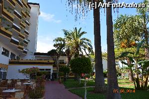 [P05] Curtea interioara a hotelului Bonanza Pallace » foto by marmin
 - 
<span class="allrVoted glyphicon glyphicon-heart hidden" id="av517314"></span>
<a class="m-l-10 hidden" id="sv517314" onclick="voting_Foto_DelVot(,517314,16618)" role="button">șterge vot <span class="glyphicon glyphicon-remove"></span></a>
<a id="v9517314" class=" c-red"  onclick="voting_Foto_SetVot(517314)" role="button"><span class="glyphicon glyphicon-heart-empty"></span> <b>LIKE</b> = Votează poza</a> <img class="hidden"  id="f517314W9" src="/imagini/loader.gif" border="0" /><span class="AjErrMes hidden" id="e517314ErM"></span>