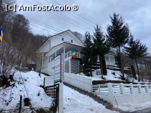 [P56] Pensiunea Alpina din Mălaia - vedere din stradă » foto by nicole33
 - 
<span class="allrVoted glyphicon glyphicon-heart hidden" id="av1472177"></span>
<a class="m-l-10 hidden" id="sv1472177" onclick="voting_Foto_DelVot(,1472177,16630)" role="button">șterge vot <span class="glyphicon glyphicon-remove"></span></a>
<a id="v91472177" class=" c-red"  onclick="voting_Foto_SetVot(1472177)" role="button"><span class="glyphicon glyphicon-heart-empty"></span> <b>LIKE</b> = Votează poza</a> <img class="hidden"  id="f1472177W9" src="/imagini/loader.gif" border="0" /><span class="AjErrMes hidden" id="e1472177ErM"></span>