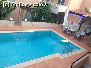 [P06] Vederea de pe balconul mic » foto by rora
 - 
<span class="allrVoted glyphicon glyphicon-heart hidden" id="av1112367"></span>
<a class="m-l-10 hidden" id="sv1112367" onclick="voting_Foto_DelVot(,1112367,16666)" role="button">șterge vot <span class="glyphicon glyphicon-remove"></span></a>
<a id="v91112367" class=" c-red"  onclick="voting_Foto_SetVot(1112367)" role="button"><span class="glyphicon glyphicon-heart-empty"></span> <b>LIKE</b> = Votează poza</a> <img class="hidden"  id="f1112367W9" src="/imagini/loader.gif" border="0" /><span class="AjErrMes hidden" id="e1112367ErM"></span>