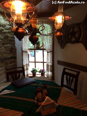[P15] Mehana Starata Loza-Interior.  » foto by Floria
 - 
<span class="allrVoted glyphicon glyphicon-heart hidden" id="av520135"></span>
<a class="m-l-10 hidden" id="sv520135" onclick="voting_Foto_DelVot(,520135,16671)" role="button">șterge vot <span class="glyphicon glyphicon-remove"></span></a>
<a id="v9520135" class=" c-red"  onclick="voting_Foto_SetVot(520135)" role="button"><span class="glyphicon glyphicon-heart-empty"></span> <b>LIKE</b> = Votează poza</a> <img class="hidden"  id="f520135W9" src="/imagini/loader.gif" border="0" /><span class="AjErrMes hidden" id="e520135ErM"></span>
