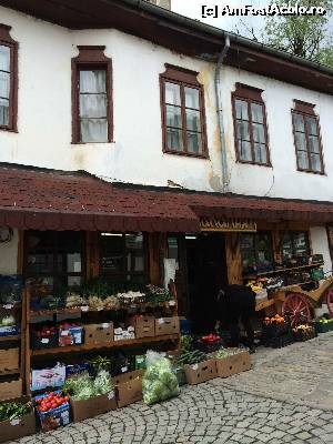[P37] Tryana-Magazin alimentar in orasul vechi.  » foto by Floria
 - 
<span class="allrVoted glyphicon glyphicon-heart hidden" id="av520157"></span>
<a class="m-l-10 hidden" id="sv520157" onclick="voting_Foto_DelVot(,520157,16671)" role="button">șterge vot <span class="glyphicon glyphicon-remove"></span></a>
<a id="v9520157" class=" c-red"  onclick="voting_Foto_SetVot(520157)" role="button"><span class="glyphicon glyphicon-heart-empty"></span> <b>LIKE</b> = Votează poza</a> <img class="hidden"  id="f520157W9" src="/imagini/loader.gif" border="0" /><span class="AjErrMes hidden" id="e520157ErM"></span>