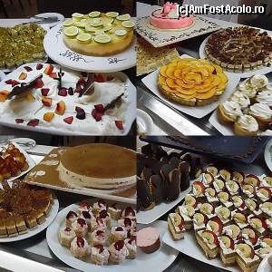 [P12] Desertul servit la restaurantul hotelului.  » foto by Crys_cristina
 - 
<span class="allrVoted glyphicon glyphicon-heart hidden" id="av564936"></span>
<a class="m-l-10 hidden" id="sv564936" onclick="voting_Foto_DelVot(,564936,16673)" role="button">șterge vot <span class="glyphicon glyphicon-remove"></span></a>
<a id="v9564936" class=" c-red"  onclick="voting_Foto_SetVot(564936)" role="button"><span class="glyphicon glyphicon-heart-empty"></span> <b>LIKE</b> = Votează poza</a> <img class="hidden"  id="f564936W9" src="/imagini/loader.gif" border="0" /><span class="AjErrMes hidden" id="e564936ErM"></span>