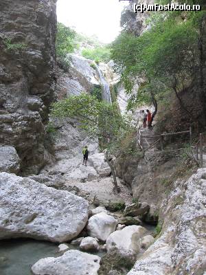 [P26] Cascada Dimosari, Lefkada-mai e putin de mers pana la cascada » foto by luciaoradea
 - 
<span class="allrVoted glyphicon glyphicon-heart hidden" id="av559182"></span>
<a class="m-l-10 hidden" id="sv559182" onclick="voting_Foto_DelVot(,559182,16678)" role="button">șterge vot <span class="glyphicon glyphicon-remove"></span></a>
<a id="v9559182" class=" c-red"  onclick="voting_Foto_SetVot(559182)" role="button"><span class="glyphicon glyphicon-heart-empty"></span> <b>LIKE</b> = Votează poza</a> <img class="hidden"  id="f559182W9" src="/imagini/loader.gif" border="0" /><span class="AjErrMes hidden" id="e559182ErM"></span>