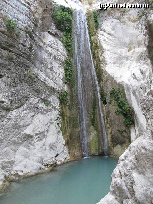 [P29] Cascada Dimosari, Lefkada- » foto by luciaoradea
 - 
<span class="allrVoted glyphicon glyphicon-heart hidden" id="av559185"></span>
<a class="m-l-10 hidden" id="sv559185" onclick="voting_Foto_DelVot(,559185,16678)" role="button">șterge vot <span class="glyphicon glyphicon-remove"></span></a>
<a id="v9559185" class=" c-red"  onclick="voting_Foto_SetVot(559185)" role="button"><span class="glyphicon glyphicon-heart-empty"></span> <b>LIKE</b> = Votează poza</a> <img class="hidden"  id="f559185W9" src="/imagini/loader.gif" border="0" /><span class="AjErrMes hidden" id="e559185ErM"></span>