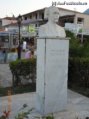 [P10] Nydri - Wilhelm Dörpfeld, arhitect şi arheolog german care a trăit ultimii ani ai vieţii la Nydri.  » foto by iulianic
 - 
<span class="allrVoted glyphicon glyphicon-heart hidden" id="av497154"></span>
<a class="m-l-10 hidden" id="sv497154" onclick="voting_Foto_DelVot(,497154,16678)" role="button">șterge vot <span class="glyphicon glyphicon-remove"></span></a>
<a id="v9497154" class=" c-red"  onclick="voting_Foto_SetVot(497154)" role="button"><span class="glyphicon glyphicon-heart-empty"></span> <b>LIKE</b> = Votează poza</a> <img class="hidden"  id="f497154W9" src="/imagini/loader.gif" border="0" /><span class="AjErrMes hidden" id="e497154ErM"></span>
