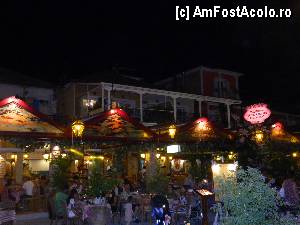 [P09] Alte restaurante dichisite si colorate armonios din portul din Nidri » foto by ileanaxperta*
 - 
<span class="allrVoted glyphicon glyphicon-heart hidden" id="av353658"></span>
<a class="m-l-10 hidden" id="sv353658" onclick="voting_Foto_DelVot(,353658,16678)" role="button">șterge vot <span class="glyphicon glyphicon-remove"></span></a>
<a id="v9353658" class=" c-red"  onclick="voting_Foto_SetVot(353658)" role="button"><span class="glyphicon glyphicon-heart-empty"></span> <b>LIKE</b> = Votează poza</a> <img class="hidden"  id="f353658W9" src="/imagini/loader.gif" border="0" /><span class="AjErrMes hidden" id="e353658ErM"></span>