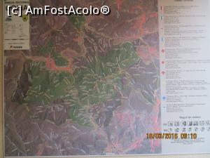 [P15] Panou informativ la intrare in cladirea pensiunii.  » foto by elviramvio
 - 
<span class="allrVoted glyphicon glyphicon-heart hidden" id="av723751"></span>
<a class="m-l-10 hidden" id="sv723751" onclick="voting_Foto_DelVot(,723751,16684)" role="button">șterge vot <span class="glyphicon glyphicon-remove"></span></a>
<a id="v9723751" class=" c-red"  onclick="voting_Foto_SetVot(723751)" role="button"><span class="glyphicon glyphicon-heart-empty"></span> <b>LIKE</b> = Votează poza</a> <img class="hidden"  id="f723751W9" src="/imagini/loader.gif" border="0" /><span class="AjErrMes hidden" id="e723751ErM"></span>