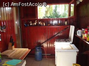 [P03] Pensiunea Eden - bucataria, aragazul. Tot aici era si gratarul. » foto by ascent
 - 
<span class="allrVoted glyphicon glyphicon-heart hidden" id="av1187405"></span>
<a class="m-l-10 hidden" id="sv1187405" onclick="voting_Foto_DelVot(,1187405,16686)" role="button">șterge vot <span class="glyphicon glyphicon-remove"></span></a>
<a id="v91187405" class=" c-red"  onclick="voting_Foto_SetVot(1187405)" role="button"><span class="glyphicon glyphicon-heart-empty"></span> <b>LIKE</b> = Votează poza</a> <img class="hidden"  id="f1187405W9" src="/imagini/loader.gif" border="0" /><span class="AjErrMes hidden" id="e1187405ErM"></span>