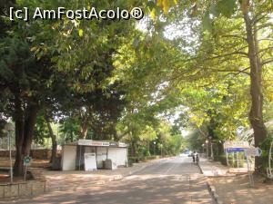[P27] PrimaSol Ralitsa Superior. Statia de imbarcare in autobuz de langa Ralitsa Aqua Club.  » foto by Floria
 - 
<span class="allrVoted glyphicon glyphicon-heart hidden" id="av831680"></span>
<a class="m-l-10 hidden" id="sv831680" onclick="voting_Foto_DelVot(,831680,16714)" role="button">șterge vot <span class="glyphicon glyphicon-remove"></span></a>
<a id="v9831680" class=" c-red"  onclick="voting_Foto_SetVot(831680)" role="button"><span class="glyphicon glyphicon-heart-empty"></span> <b>LIKE</b> = Votează poza</a> <img class="hidden"  id="f831680W9" src="/imagini/loader.gif" border="0" /><span class="AjErrMes hidden" id="e831680ErM"></span>
