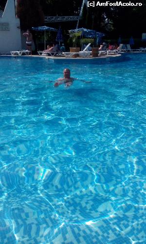 [P06] Piscina din drepta hotelului » foto by Cammmy21
 - 
<span class="allrVoted glyphicon glyphicon-heart hidden" id="av624051"></span>
<a class="m-l-10 hidden" id="sv624051" onclick="voting_Foto_DelVot(,624051,16714)" role="button">șterge vot <span class="glyphicon glyphicon-remove"></span></a>
<a id="v9624051" class=" c-red"  onclick="voting_Foto_SetVot(624051)" role="button"><span class="glyphicon glyphicon-heart-empty"></span> <b>LIKE</b> = Votează poza</a> <img class="hidden"  id="f624051W9" src="/imagini/loader.gif" border="0" /><span class="AjErrMes hidden" id="e624051ErM"></span>