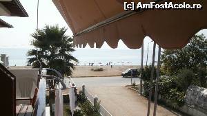 [P06] marea vazuta din balconul vilei El Greco » foto by Paloma
 - 
<span class="allrVoted glyphicon glyphicon-heart hidden" id="av522346"></span>
<a class="m-l-10 hidden" id="sv522346" onclick="voting_Foto_DelVot(,522346,16728)" role="button">șterge vot <span class="glyphicon glyphicon-remove"></span></a>
<a id="v9522346" class=" c-red"  onclick="voting_Foto_SetVot(522346)" role="button"><span class="glyphicon glyphicon-heart-empty"></span> <b>LIKE</b> = Votează poza</a> <img class="hidden"  id="f522346W9" src="/imagini/loader.gif" border="0" /><span class="AjErrMes hidden" id="e522346ErM"></span>