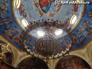 [P26] Candelabrul din biserică » foto by Marian Preda
 - 
<span class="allrVoted glyphicon glyphicon-heart hidden" id="av661797"></span>
<a class="m-l-10 hidden" id="sv661797" onclick="voting_Foto_DelVot(,661797,16744)" role="button">șterge vot <span class="glyphicon glyphicon-remove"></span></a>
<a id="v9661797" class=" c-red"  onclick="voting_Foto_SetVot(661797)" role="button"><span class="glyphicon glyphicon-heart-empty"></span> <b>LIKE</b> = Votează poza</a> <img class="hidden"  id="f661797W9" src="/imagini/loader.gif" border="0" /><span class="AjErrMes hidden" id="e661797ErM"></span>
