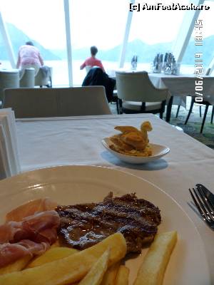 [P342] In restaurantul panoramic » foto by Alina53
 - 
<span class="allrVoted glyphicon glyphicon-heart hidden" id="av524180"></span>
<a class="m-l-10 hidden" id="sv524180" onclick="voting_Foto_DelVot(,524180,16750)" role="button">șterge vot <span class="glyphicon glyphicon-remove"></span></a>
<a id="v9524180" class=" c-red"  onclick="voting_Foto_SetVot(524180)" role="button"><span class="glyphicon glyphicon-heart-empty"></span> <b>LIKE</b> = Votează poza</a> <img class="hidden"  id="f524180W9" src="/imagini/loader.gif" border="0" /><span class="AjErrMes hidden" id="e524180ErM"></span>