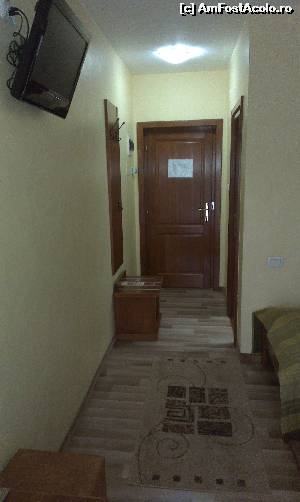[P17] Lucy Star Hotel, Cluj-Napoca, str. Giordano Bruno, nr. 25-27; camera 202.  » foto by creivean
 - 
<span class="allrVoted glyphicon glyphicon-heart hidden" id="av525041"></span>
<a class="m-l-10 hidden" id="sv525041" onclick="voting_Foto_DelVot(,525041,16787)" role="button">șterge vot <span class="glyphicon glyphicon-remove"></span></a>
<a id="v9525041" class=" c-red"  onclick="voting_Foto_SetVot(525041)" role="button"><span class="glyphicon glyphicon-heart-empty"></span> <b>LIKE</b> = Votează poza</a> <img class="hidden"  id="f525041W9" src="/imagini/loader.gif" border="0" /><span class="AjErrMes hidden" id="e525041ErM"></span>