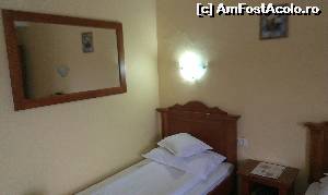 [P19] Lucy Star Hotel, Cluj-Napoca, str. Giordano Bruno, nr. 25-27; camera 202.  » foto by creivean
 - 
<span class="allrVoted glyphicon glyphicon-heart hidden" id="av525043"></span>
<a class="m-l-10 hidden" id="sv525043" onclick="voting_Foto_DelVot(,525043,16787)" role="button">șterge vot <span class="glyphicon glyphicon-remove"></span></a>
<a id="v9525043" class=" c-red"  onclick="voting_Foto_SetVot(525043)" role="button"><span class="glyphicon glyphicon-heart-empty"></span> <b>LIKE</b> = Votează poza</a> <img class="hidden"  id="f525043W9" src="/imagini/loader.gif" border="0" /><span class="AjErrMes hidden" id="e525043ErM"></span>