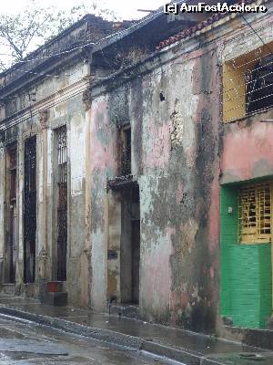 [P05] Santiago de Cuba » foto by daniela.zaria*
 - 
<span class="allrVoted glyphicon glyphicon-heart hidden" id="av525397"></span>
<a class="m-l-10 hidden" id="sv525397" onclick="voting_Foto_DelVot(,525397,16795)" role="button">șterge vot <span class="glyphicon glyphicon-remove"></span></a>
<a id="v9525397" class=" c-red"  onclick="voting_Foto_SetVot(525397)" role="button"><span class="glyphicon glyphicon-heart-empty"></span> <b>LIKE</b> = Votează poza</a> <img class="hidden"  id="f525397W9" src="/imagini/loader.gif" border="0" /><span class="AjErrMes hidden" id="e525397ErM"></span>