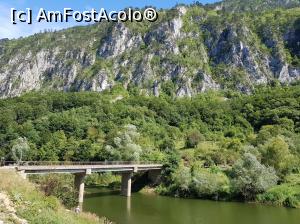 [P38] Am ajuns înapoi, la podul peste Cerna, adică în locul unde parcasem mașina.  » foto by Floryn81
 - 
<span class="allrVoted glyphicon glyphicon-heart hidden" id="av1109782"></span>
<a class="m-l-10 hidden" id="sv1109782" onclick="voting_Foto_DelVot(,1109782,16830)" role="button">șterge vot <span class="glyphicon glyphicon-remove"></span></a>
<a id="v91109782" class=" c-red"  onclick="voting_Foto_SetVot(1109782)" role="button"><span class="glyphicon glyphicon-heart-empty"></span> <b>LIKE</b> = Votează poza</a> <img class="hidden"  id="f1109782W9" src="/imagini/loader.gif" border="0" /><span class="AjErrMes hidden" id="e1109782ErM"></span>