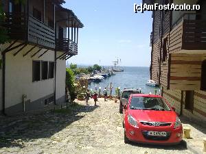 [P01] Nessebar, plin de turisti in cautare de zdranganele, plin de terase si de amintiri locale (cam chinezesti dar in fine).  » foto by Albinoium
 - 
<span class="allrVoted glyphicon glyphicon-heart hidden" id="av528748"></span>
<a class="m-l-10 hidden" id="sv528748" onclick="voting_Foto_DelVot(,528748,16853)" role="button">șterge vot <span class="glyphicon glyphicon-remove"></span></a>
<a id="v9528748" class=" c-red"  onclick="voting_Foto_SetVot(528748)" role="button"><span class="glyphicon glyphicon-heart-empty"></span> <b>LIKE</b> = Votează poza</a> <img class="hidden"  id="f528748W9" src="/imagini/loader.gif" border="0" /><span class="AjErrMes hidden" id="e528748ErM"></span>