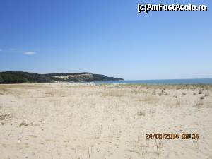 [P02] Plaja Romantika de 'din vale' de Oasis Resort, vedere spre Nord adica spre Varna.  » foto by Albinoium
 - 
<span class="allrVoted glyphicon glyphicon-heart hidden" id="av528749"></span>
<a class="m-l-10 hidden" id="sv528749" onclick="voting_Foto_DelVot(,528749,16853)" role="button">șterge vot <span class="glyphicon glyphicon-remove"></span></a>
<a id="v9528749" class=" c-red"  onclick="voting_Foto_SetVot(528749)" role="button"><span class="glyphicon glyphicon-heart-empty"></span> <b>LIKE</b> = Votează poza</a> <img class="hidden"  id="f528749W9" src="/imagini/loader.gif" border="0" /><span class="AjErrMes hidden" id="e528749ErM"></span>