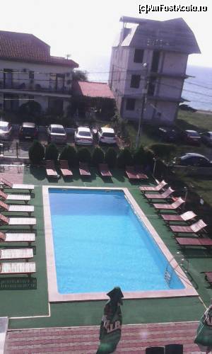 [P01] Piscina » foto by brenciua*
 - 
<span class="allrVoted glyphicon glyphicon-heart hidden" id="av528775"></span>
<a class="m-l-10 hidden" id="sv528775" onclick="voting_Foto_DelVot(,528775,16860)" role="button">șterge vot <span class="glyphicon glyphicon-remove"></span></a>
<a id="v9528775" class=" c-red"  onclick="voting_Foto_SetVot(528775)" role="button"><span class="glyphicon glyphicon-heart-empty"></span> <b>LIKE</b> = Votează poza</a> <img class="hidden"  id="f528775W9" src="/imagini/loader.gif" border="0" /><span class="AjErrMes hidden" id="e528775ErM"></span>