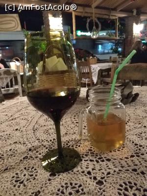 [P40] Micul meu pahar de vin.  » foto by Catalin Mate
 - 
<span class="allrVoted glyphicon glyphicon-heart hidden" id="av975006"></span>
<a class="m-l-10 hidden" id="sv975006" onclick="voting_Foto_DelVot(,975006,16947)" role="button">șterge vot <span class="glyphicon glyphicon-remove"></span></a>
<a id="v9975006" class=" c-red"  onclick="voting_Foto_SetVot(975006)" role="button"><span class="glyphicon glyphicon-heart-empty"></span> <b>LIKE</b> = Votează poza</a> <img class="hidden"  id="f975006W9" src="/imagini/loader.gif" border="0" /><span class="AjErrMes hidden" id="e975006ErM"></span>